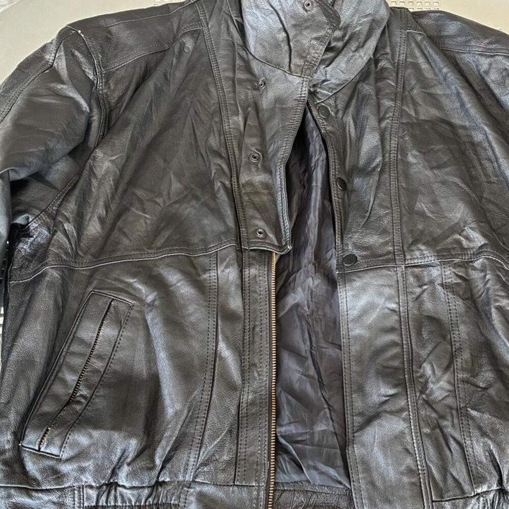 Unbranded Men's Black and Grey Jacket